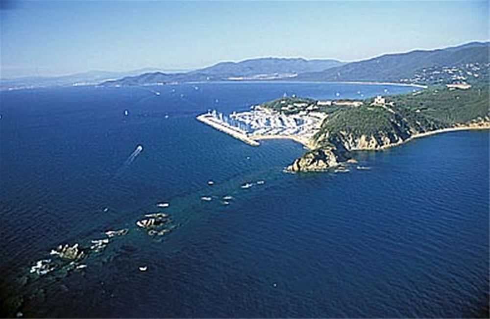 Yacht charter Punta Ala & the Tuscany coast & islands